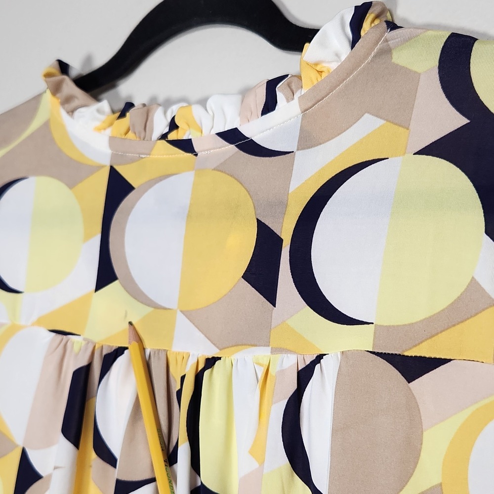 Cocomo Womens 1X Yellow Navy Beige Geometric Abstract Blouse Pintuck Pleated NEW - Picture 7 of 7